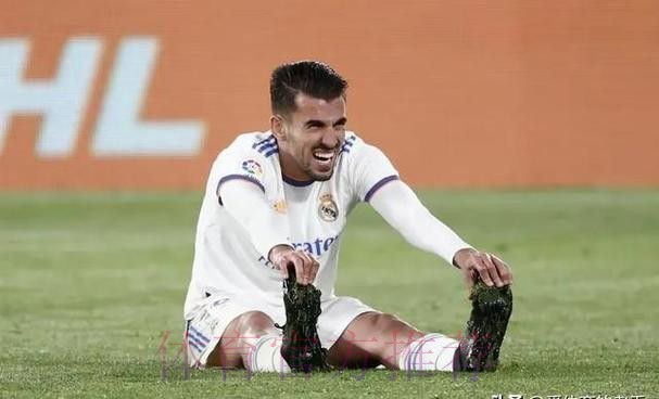 记者:塞巴略斯预计可以在12月初回到皇马的合练中