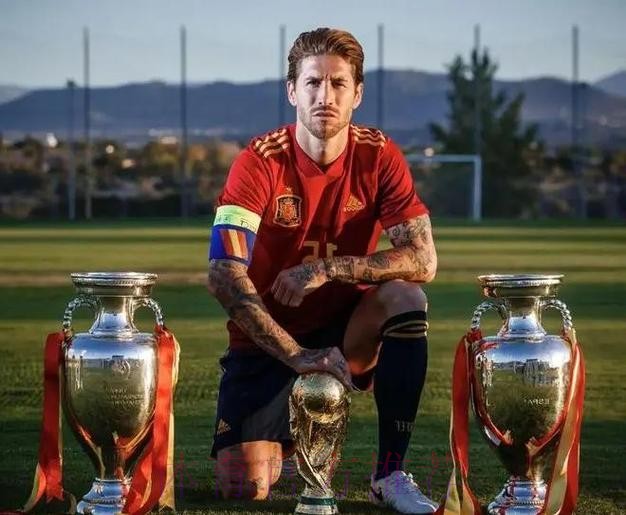 拉莫斯召开队内紧急会议:欧冠最后一轮须全力以赴 拉莫斯召开队内紧急会议:欧冠最后一轮须全力以赴